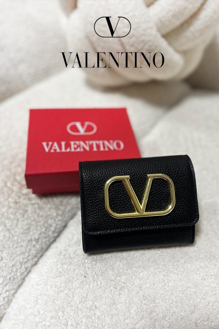 جزدان - Valentino  / شامل علبة الشركة